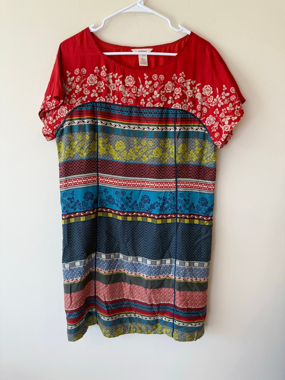 Sundance Silk Dress Red Multi Color Size 14 Classic Business boho